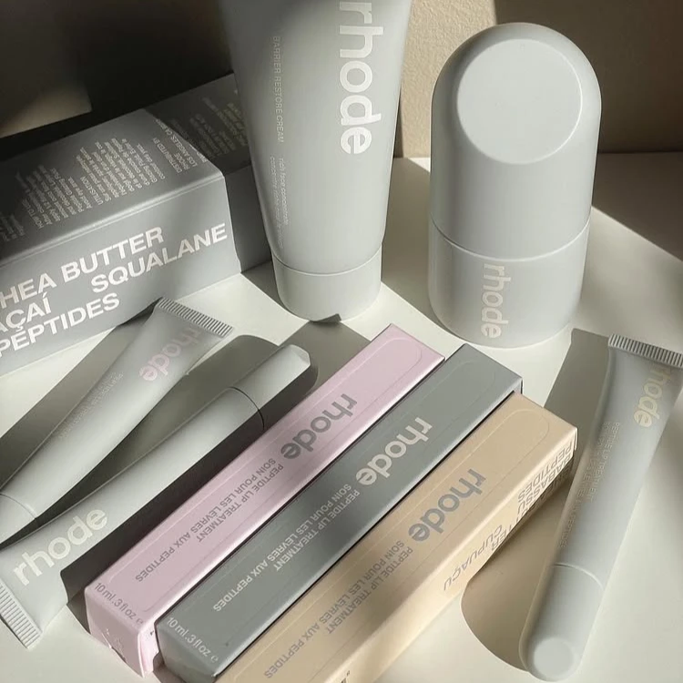 Rhod Yeni Yüz Spreyi Parlaklık - Ulta Beauty Makeup incelemesi ve fiyatı