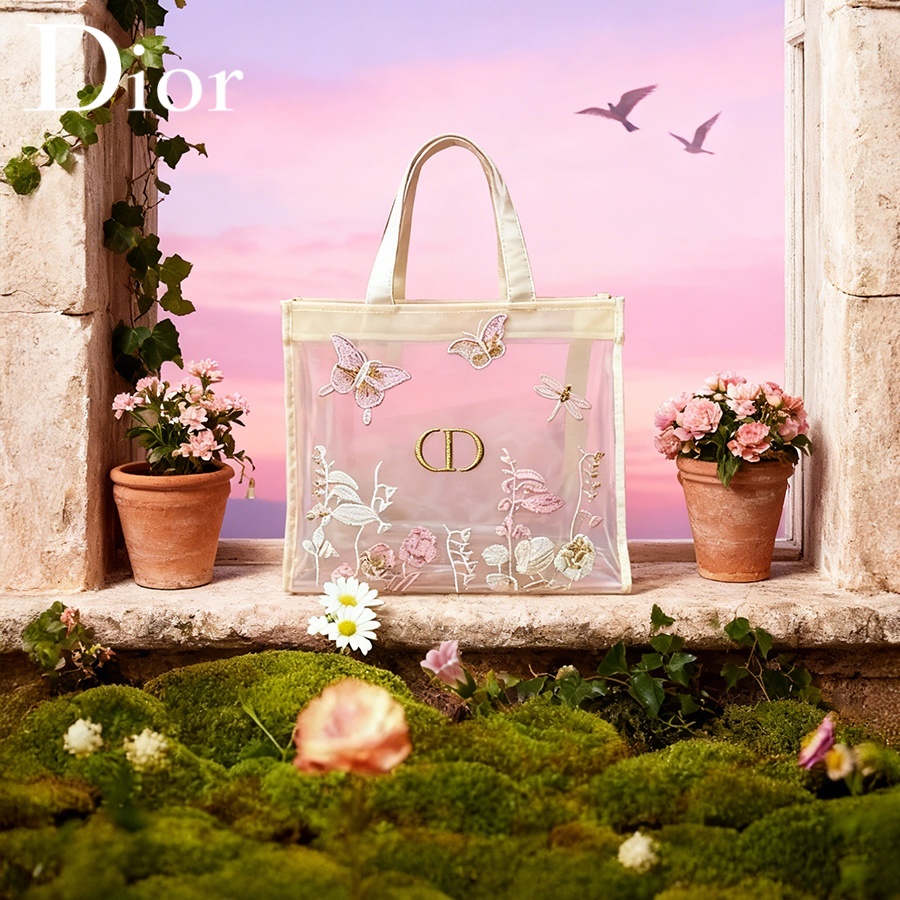 Christian Dior Dior'un Çantası - Beauty Bag Makeup incelemesi ve fiyatı